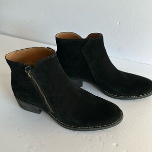 White Mountain Women’s Ankle Boot Genuine Leather